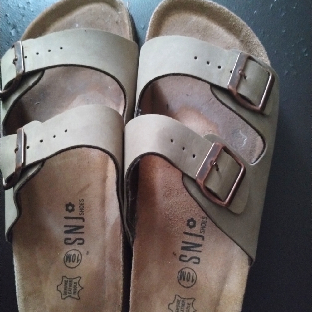 Mock Birekenstocks size 10